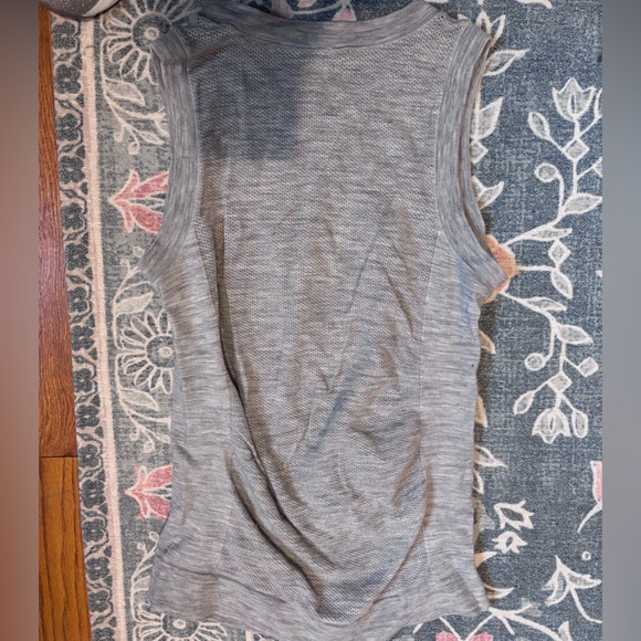 Athleta In Motion Tank Top - Picture 2 of 3